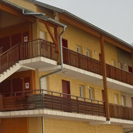 Joli T2 + Coin Montagne + Garage Apartamento Briançon Exterior foto